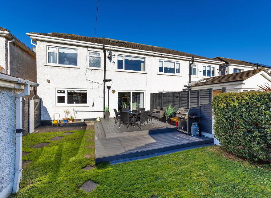 781 Sarto Park, Sutton, Sutton, D13P226