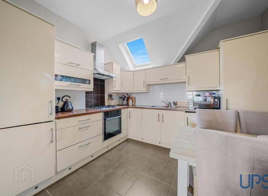 Apt, 25 Lady Wallace Crescent, Lisburn, BT28 3GP