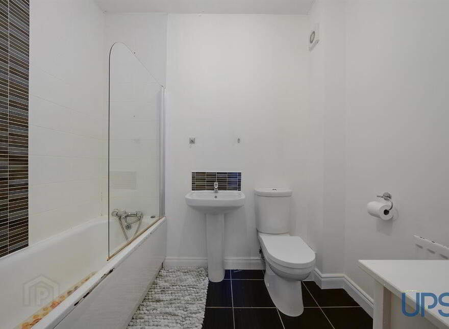 Apt, 25 Lady Wallace Crescent, Lisburn, BT28 3GP