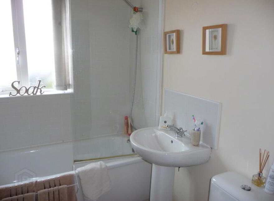 9 Maldon Court, Belfast, BT12 6GY