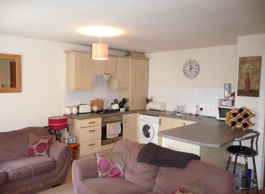 9 Maldon Court, Belfast, BT12 6GY