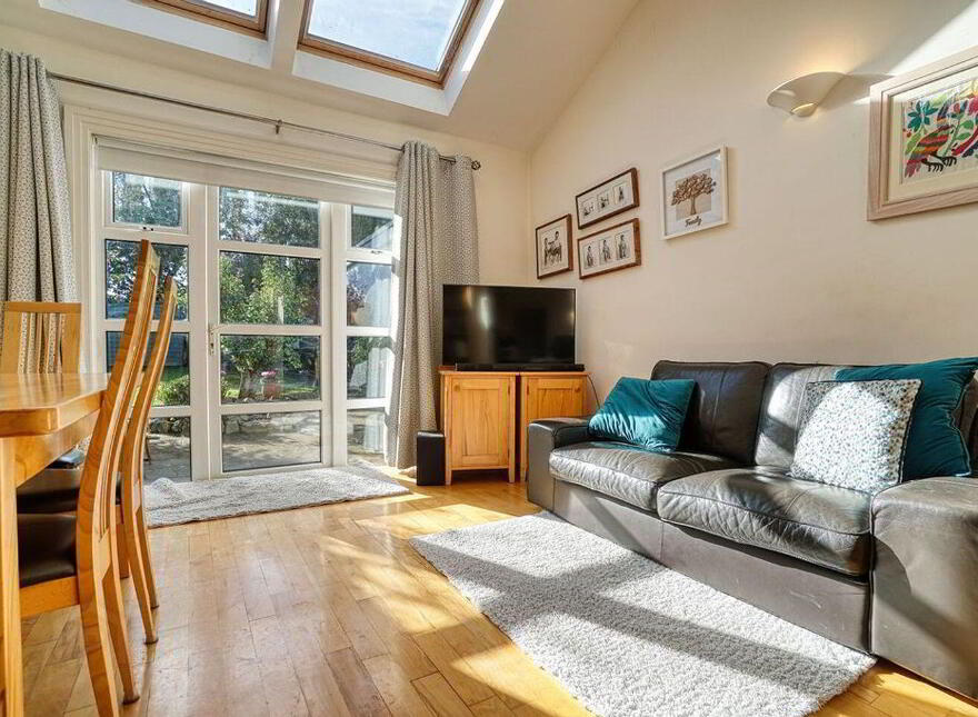 6 Chestnut Road, Mount Merrion, A94YR58