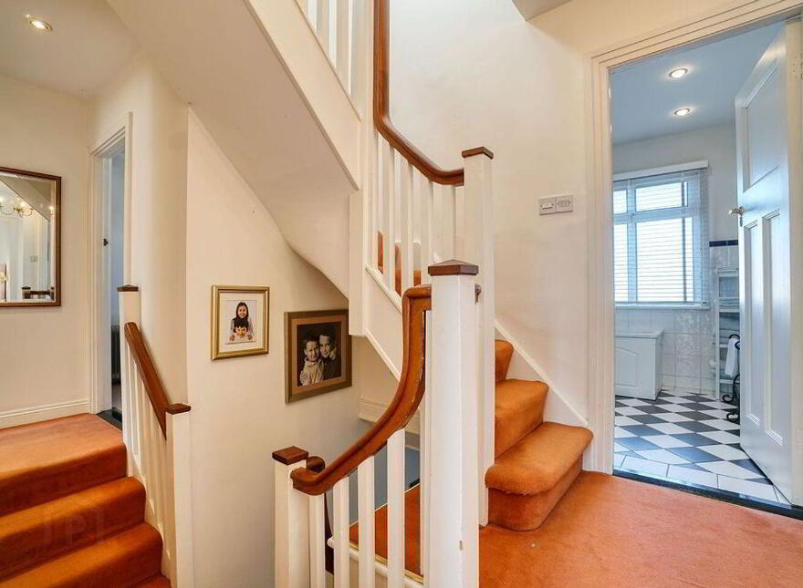 6 Chestnut Road, Mount Merrion, A94YR58