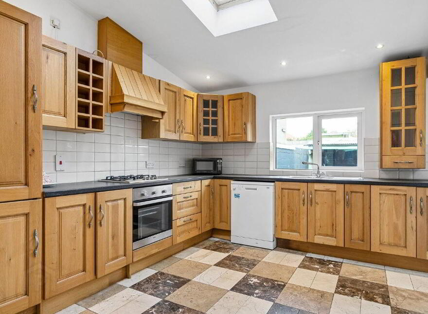 82 Crumlin Road, Dublin 12, D12XR81