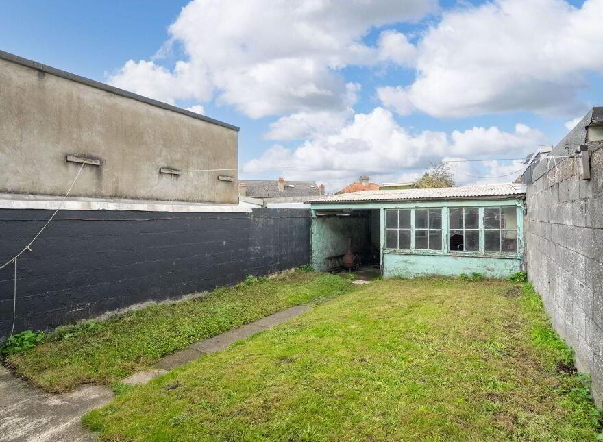 82 Crumlin Road, Dublin 12, D12XR81