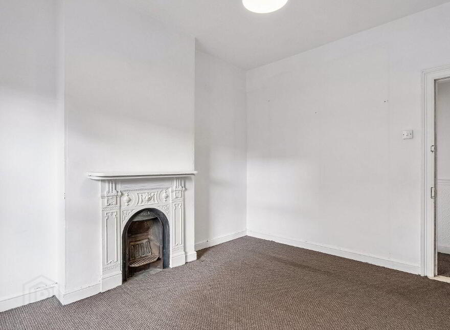 82 Crumlin Road, Dublin 12, D12XR81