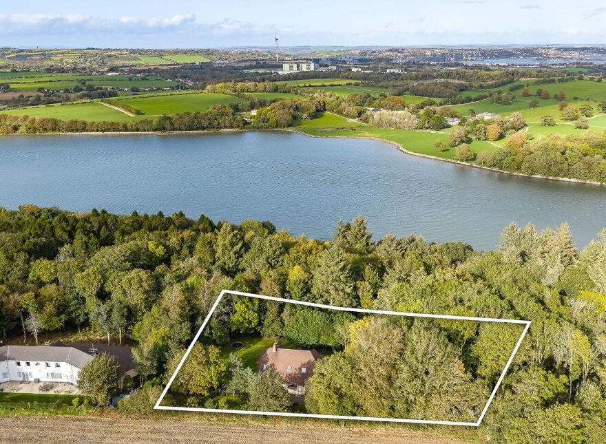 Blackberry Cottage, 5 Brookwood, Crosshaven Road, Carrigaline, P43VX62