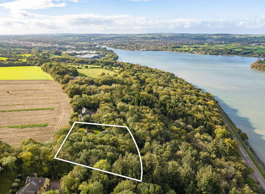 Blackberry Cottage, 5 Brookwood, Crosshaven Road, Carrigaline, P43VX62
