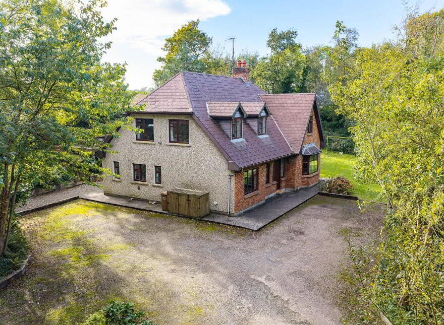 Blackberry Cottage, 5 Brookwood, Crosshaven Road, Carrigaline, P43VX62