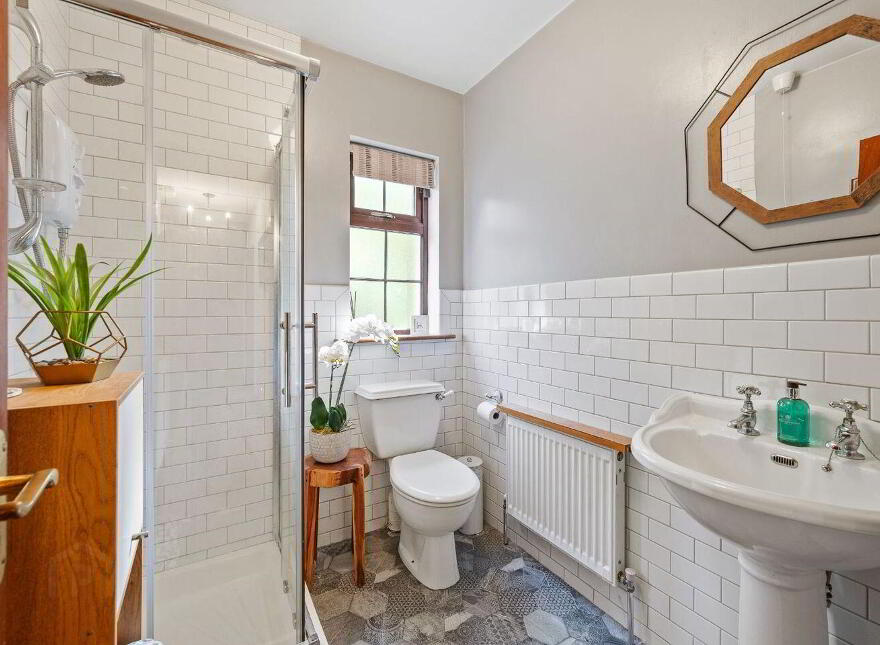 Blackberry Cottage, 5 Brookwood, Crosshaven Road, Carrigaline, P43VX62