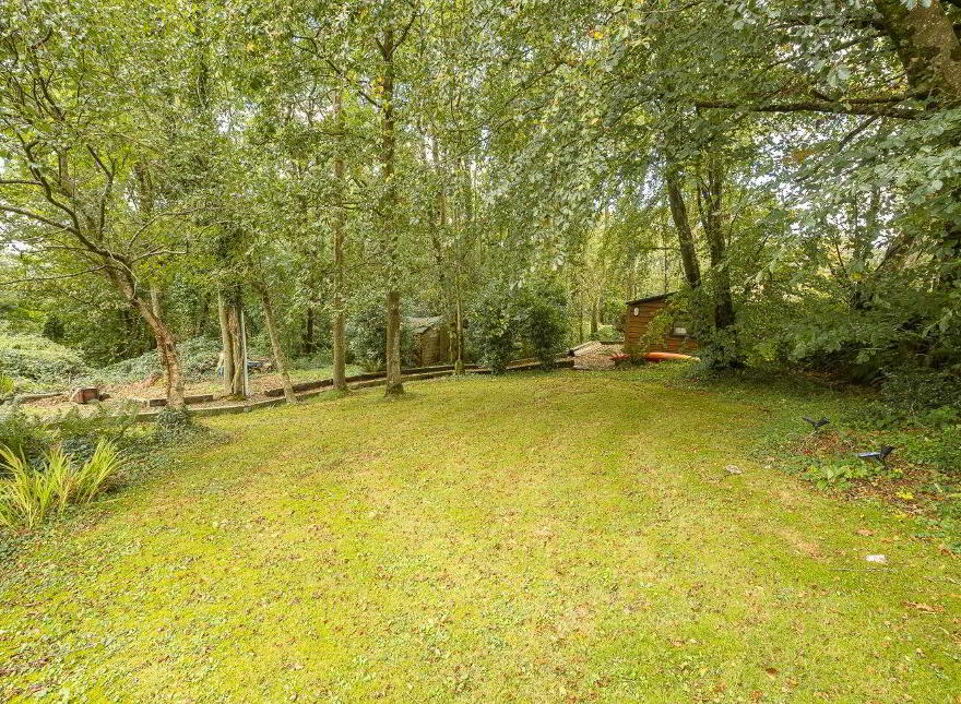Blackberry Cottage, 5 Brookwood, Crosshaven Road, Carrigaline, P43VX62