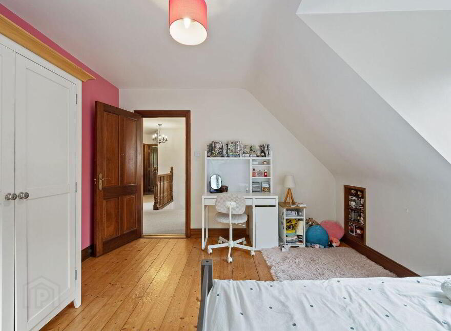Blackberry Cottage, 5 Brookwood, Crosshaven Road, Carrigaline, P43VX62