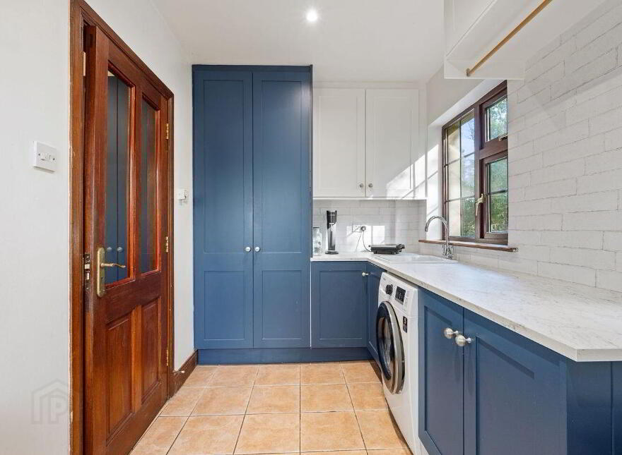 Blackberry Cottage, 5 Brookwood, Crosshaven Road, Carrigaline, P43VX62