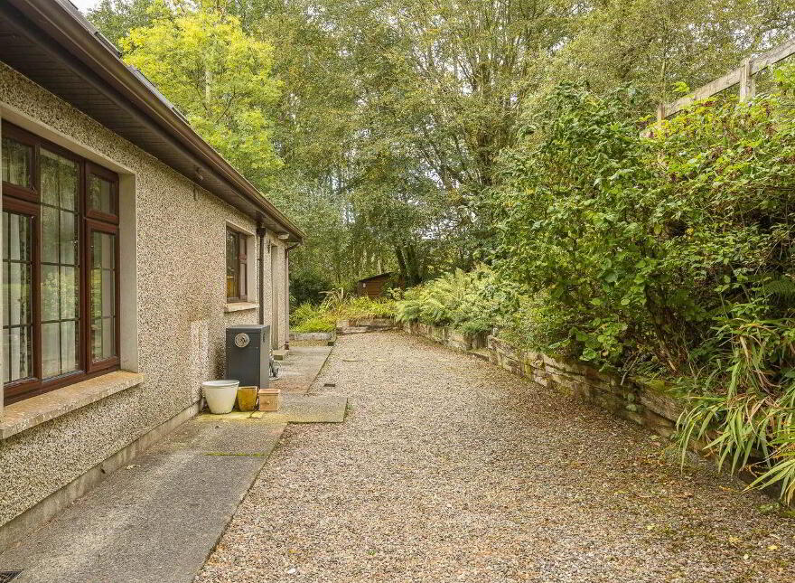 Blackberry Cottage, 5 Brookwood, Crosshaven Road, Carrigaline, P43VX62