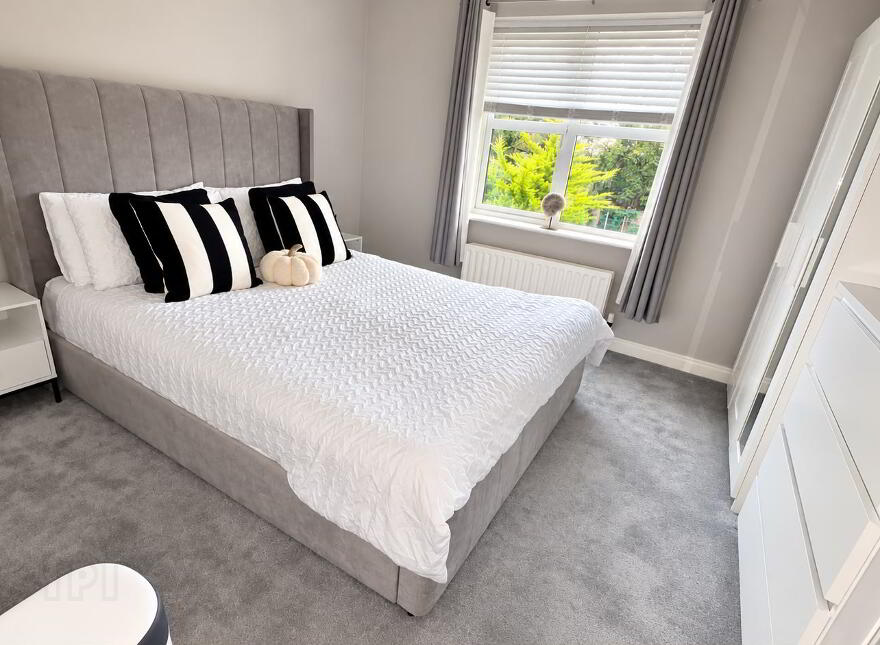 45 Loughview Village, Carrickfergus, BT38 7PD