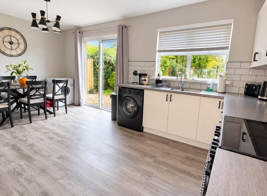 45 Loughview Village, Carrickfergus, BT38 7PD
