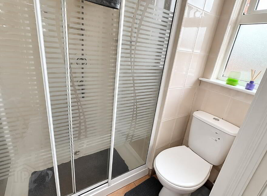 45 Loughview Village, Carrickfergus, BT38 7PD