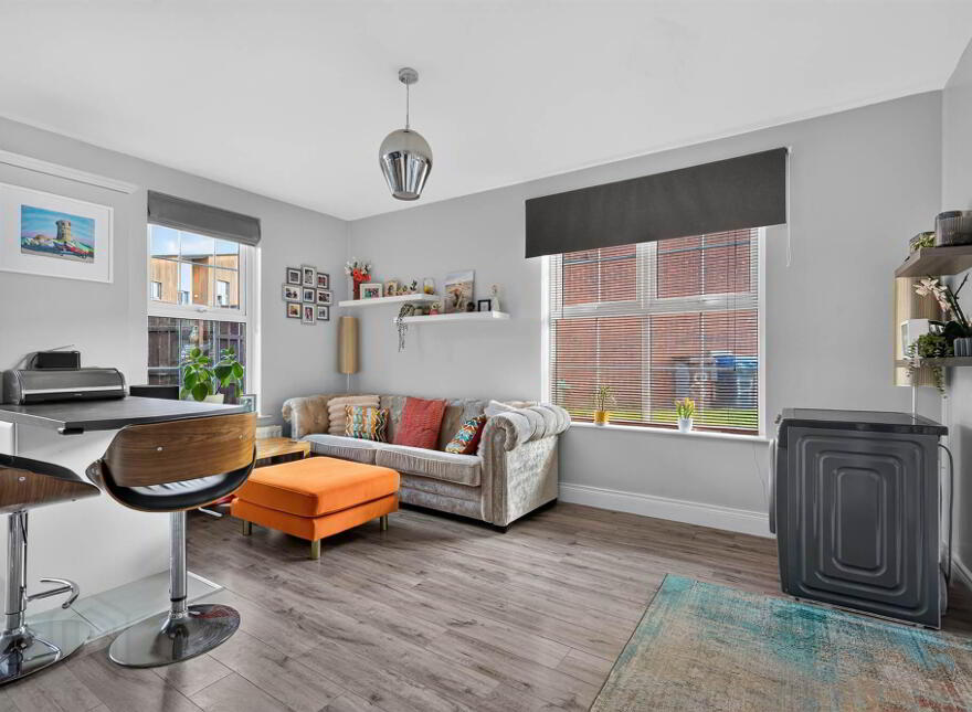 7 Killeaton Place, Dunmurry, Belfast, BT17 9HR