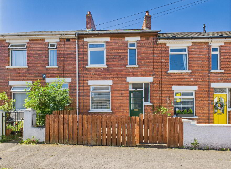 195 Greenville Road, Belfast, BT5 5JY