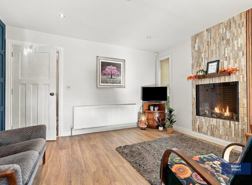 70 Ballyeden Meadows, Magheralin, BT67 0WU