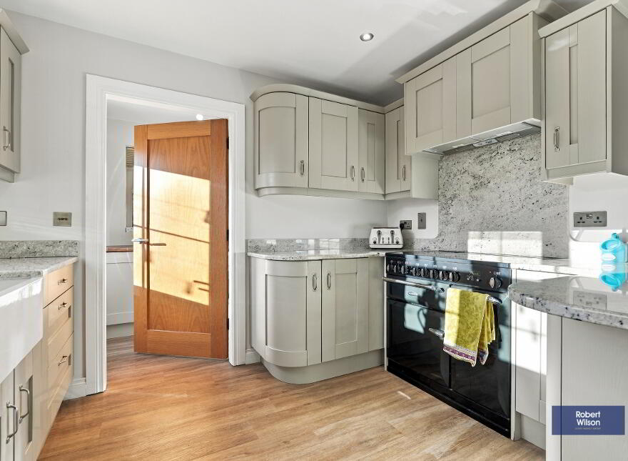 70 Ballyeden Meadows, Magheralin, BT67 0WU