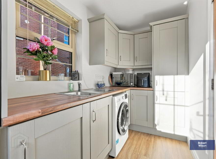 70 Ballyeden Meadows, Magheralin, BT67 0WU
