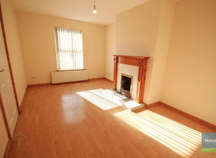 4 Dean Swift Mews, Markethill, BT60 1TG