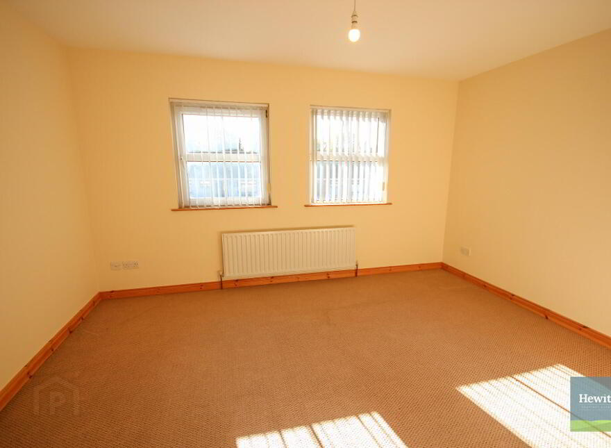 4 Dean Swift Mews, Markethill, BT60 1TG