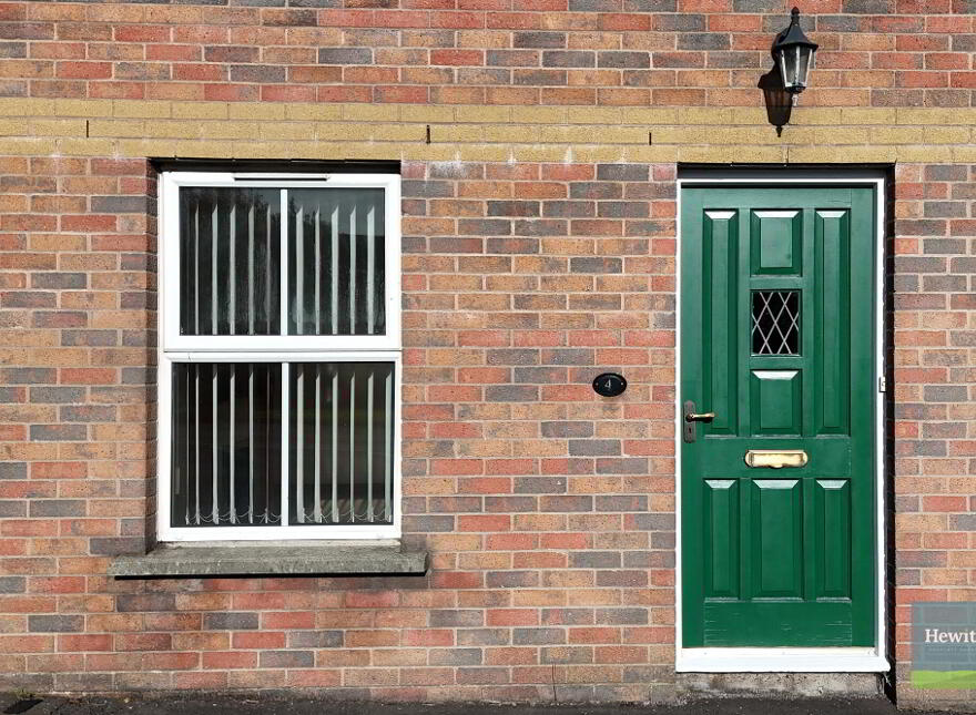 4 Dean Swift Mews, Markethill, BT60 1TG