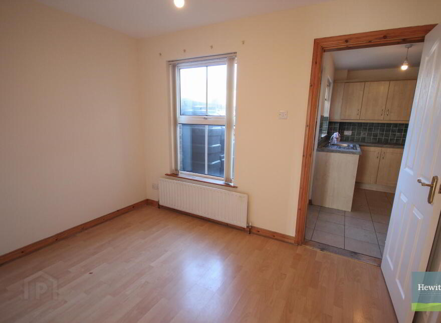 4 Dean Swift Mews, Markethill, BT60 1TG