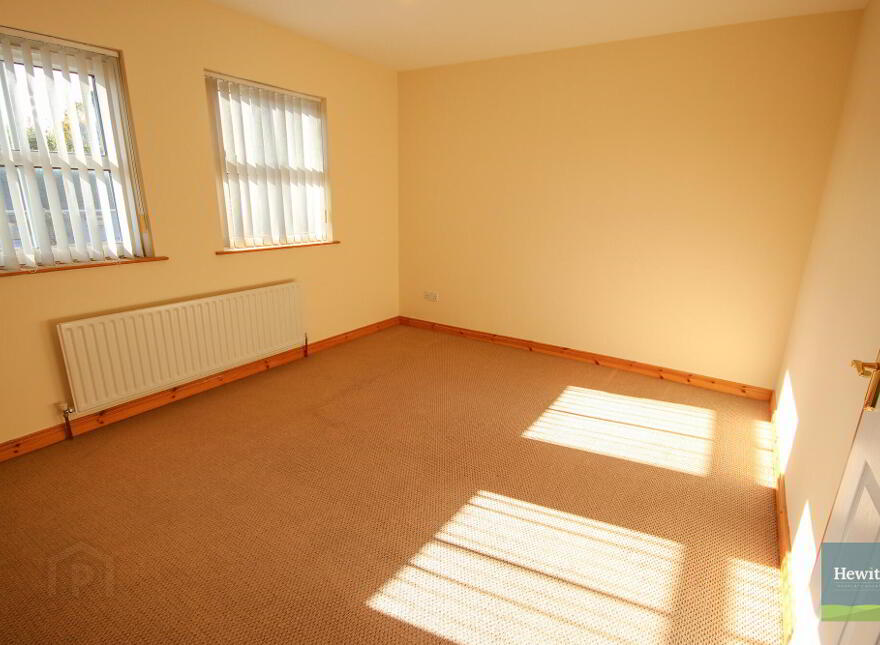 4 Dean Swift Mews, Markethill, BT60 1TG