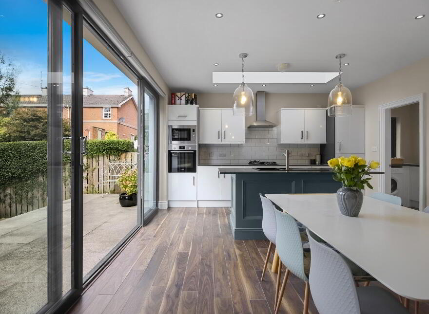 123 Malone Road, Belfast, BT9 6SP