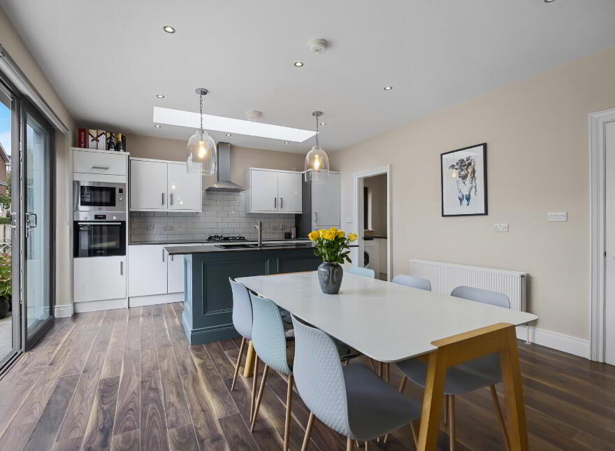 123 Malone Road, Belfast, BT9 6SP