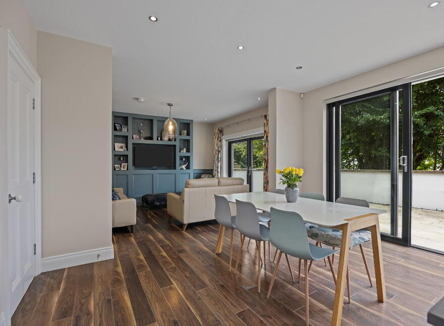 123 Malone Road, Belfast, BT9 6SP