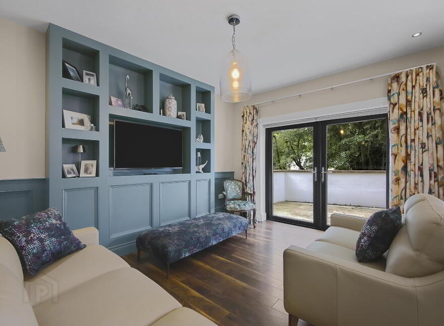 123 Malone Road, Belfast, BT9 6SP