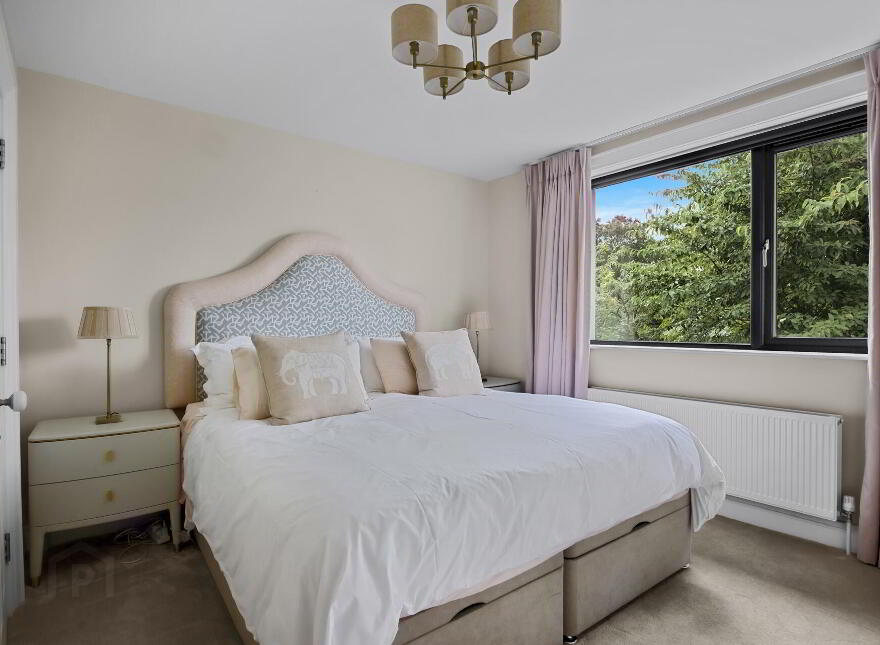 123 Malone Road, Belfast, BT9 6SP