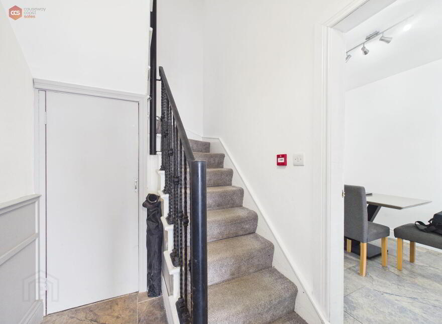 62 Causeway Street, Portrush, BT56 8AD
