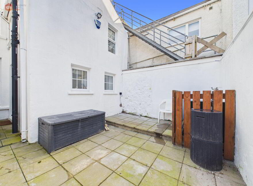 62 Causeway Street, Portrush, BT56 8AD