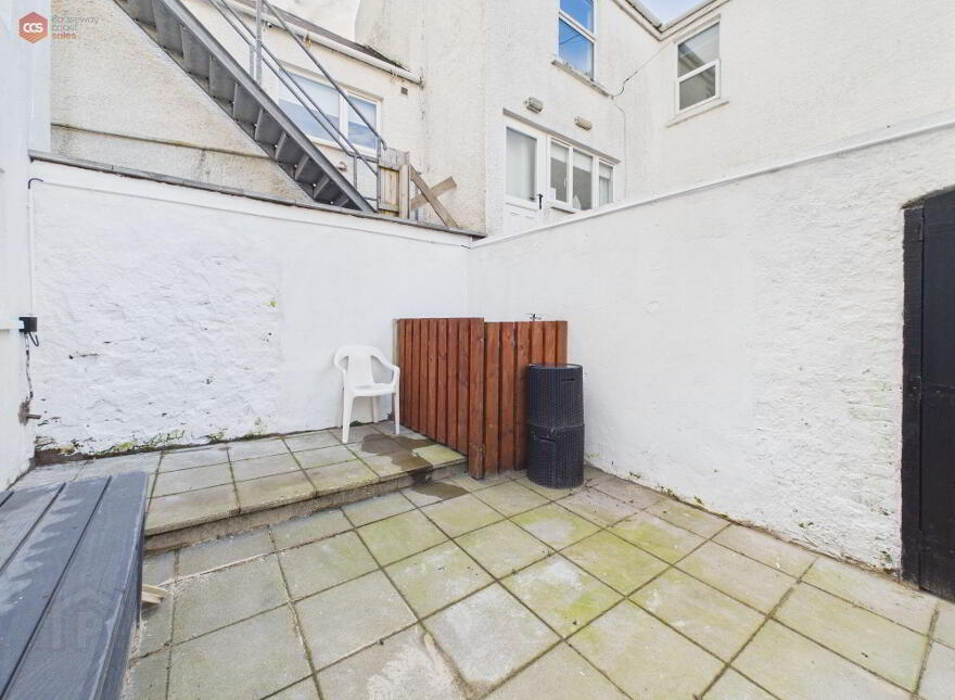 62 Causeway Street, Portrush, BT56 8AD