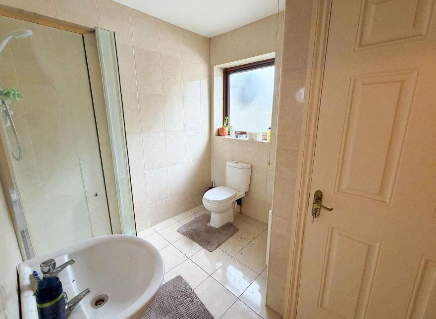 4 Maryville, Bank Place, Cashel, E25CX84