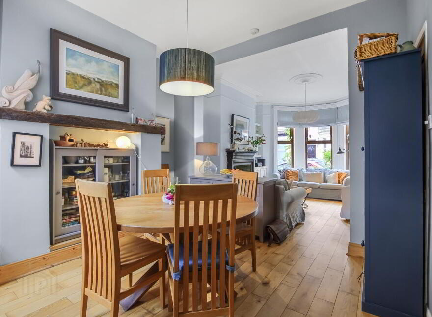 15 Rossmore Avenue, Belfast, BT7 3HB