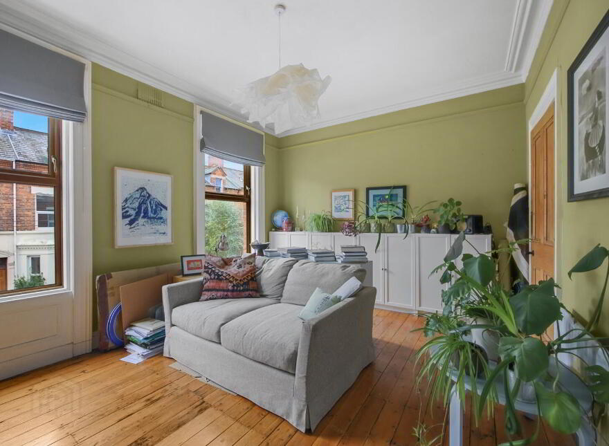 15 Rossmore Avenue, Belfast, BT7 3HB