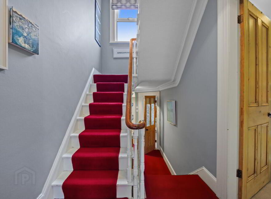 15 Rossmore Avenue, Belfast, BT7 3HB