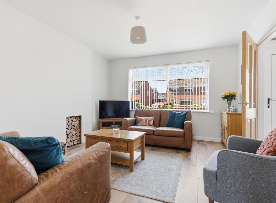8 Dalton Park, Comber, BT23 5HD