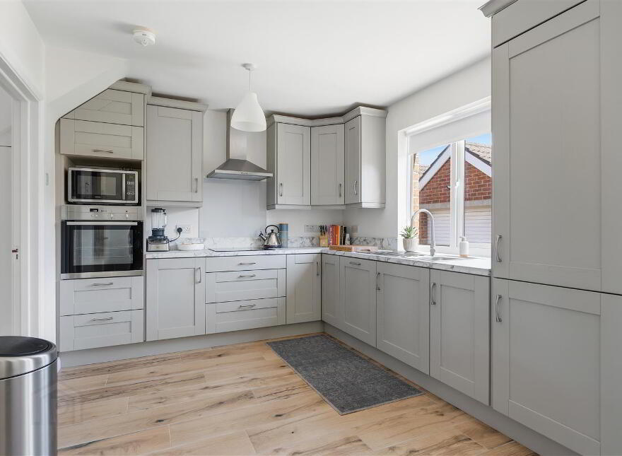 8 Dalton Park, Comber, BT23 5HD