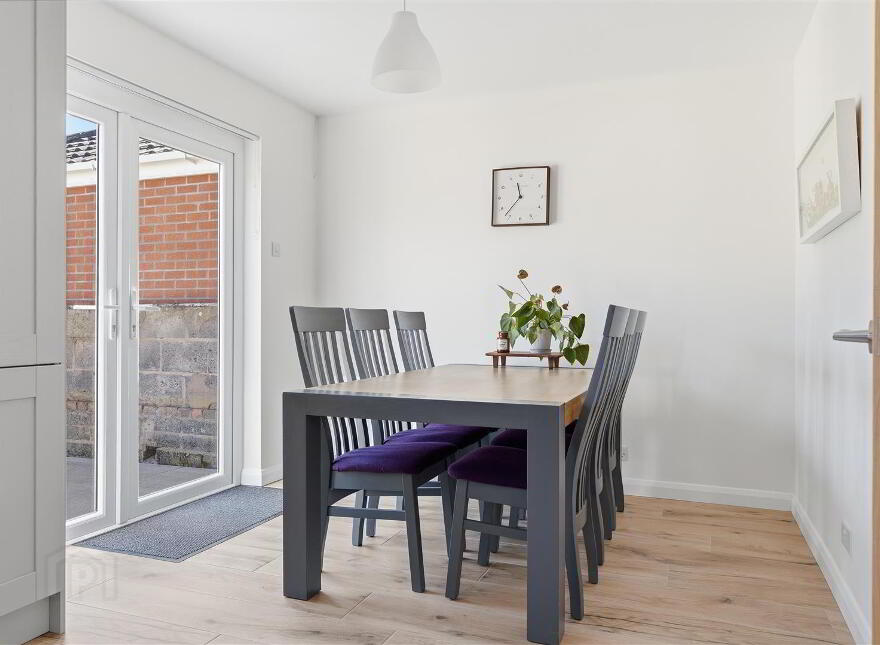 8 Dalton Park, Comber, BT23 5HD