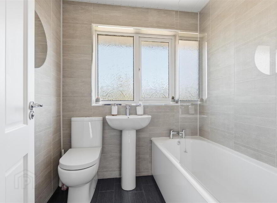 8 Dalton Park, Comber, BT23 5HD