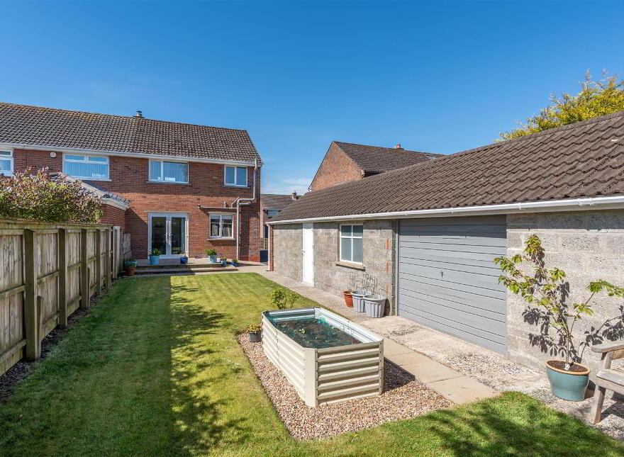 8 Dalton Park, Comber, BT23 5HD