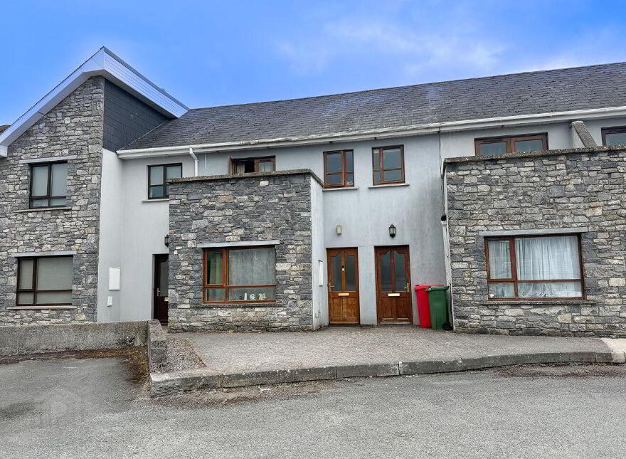 4 Maryville, Bank Place, Cashel, E25CX84
