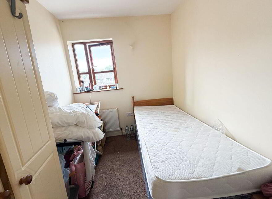 4 Maryville, Bank Place, Cashel, E25CX84